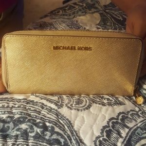 Michael Kors wallet